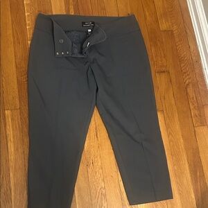 Apt. 9 Women's Dark Gray Capris